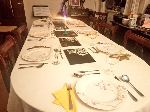 British dinner table