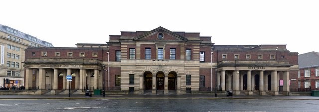 Northumberland Baths, City Pool and City Hall by Andrew Curtis | CC 2.0