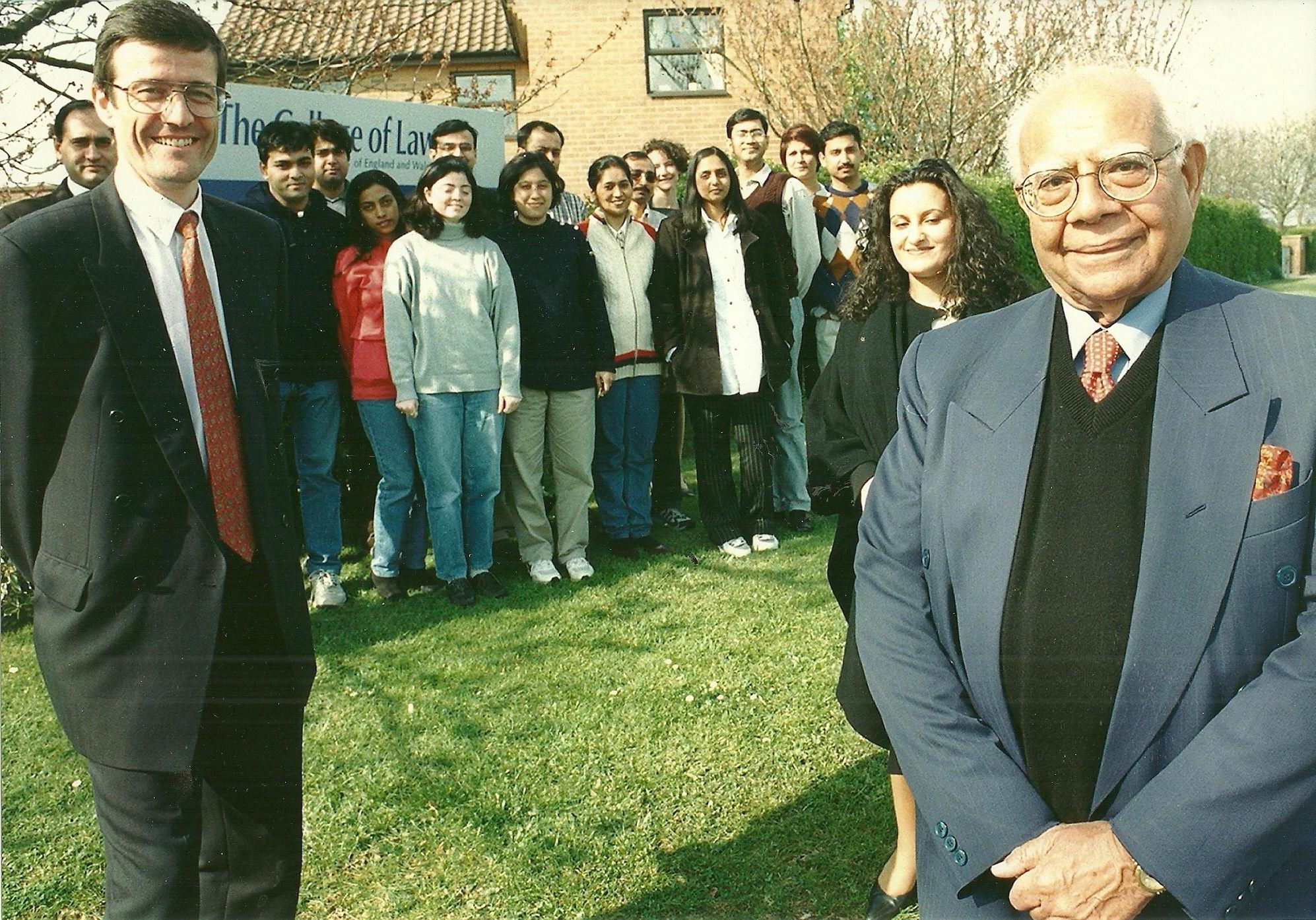 CHEVENING HITS 25,000 ALUMNI