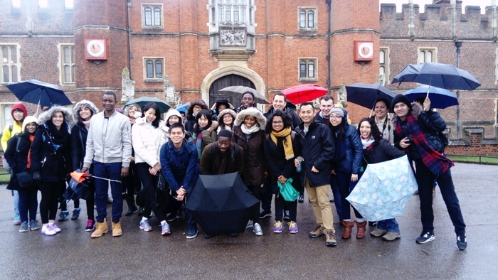 Scholars at Hampton Court Palace