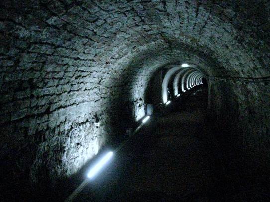 Victoria Tunnel by CDC | CC 2.0